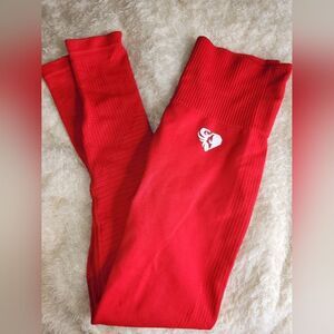 CLEARANCE Women's Best Power Seamless Leggings sz S (red & white)